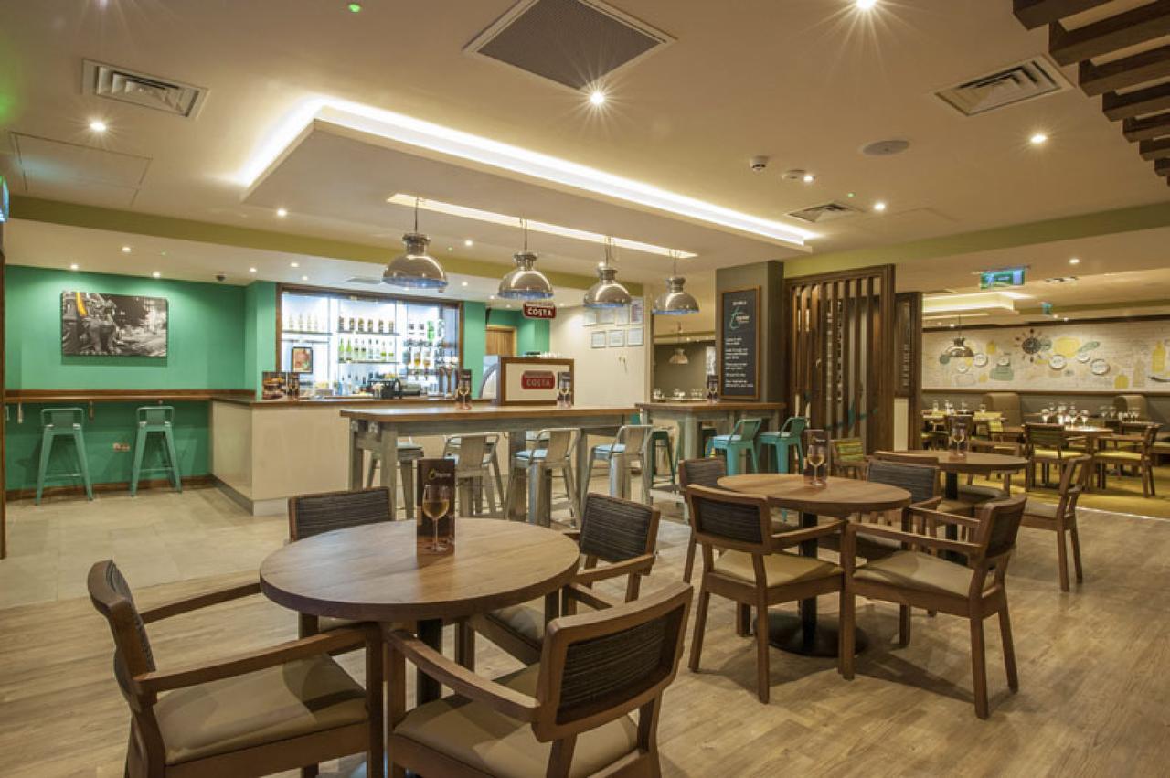Premier Inn London Holborn Екстер'єр фото