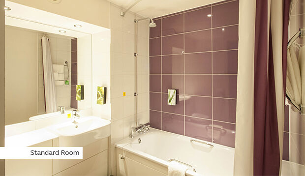 Premier Inn London Holborn Екстер'єр фото